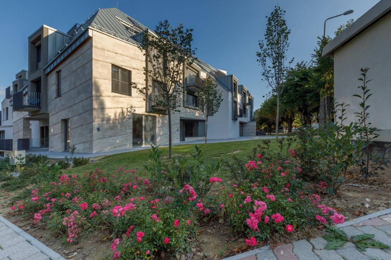Veronikapartman - Brand New & Cozy - With Underground Garage Heviz Exterior foto